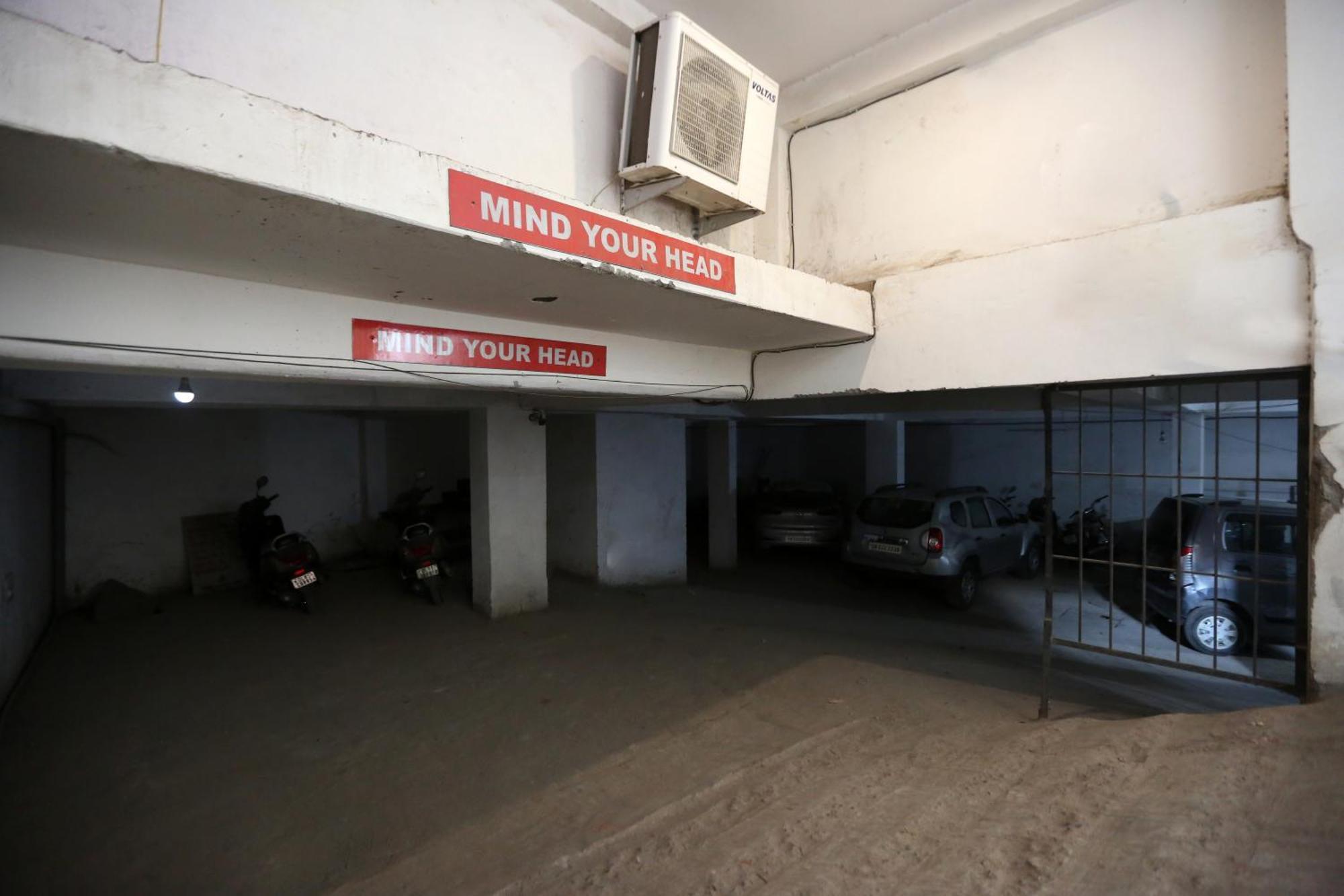 Edission View Near Delhi Airport Couette-café 3*