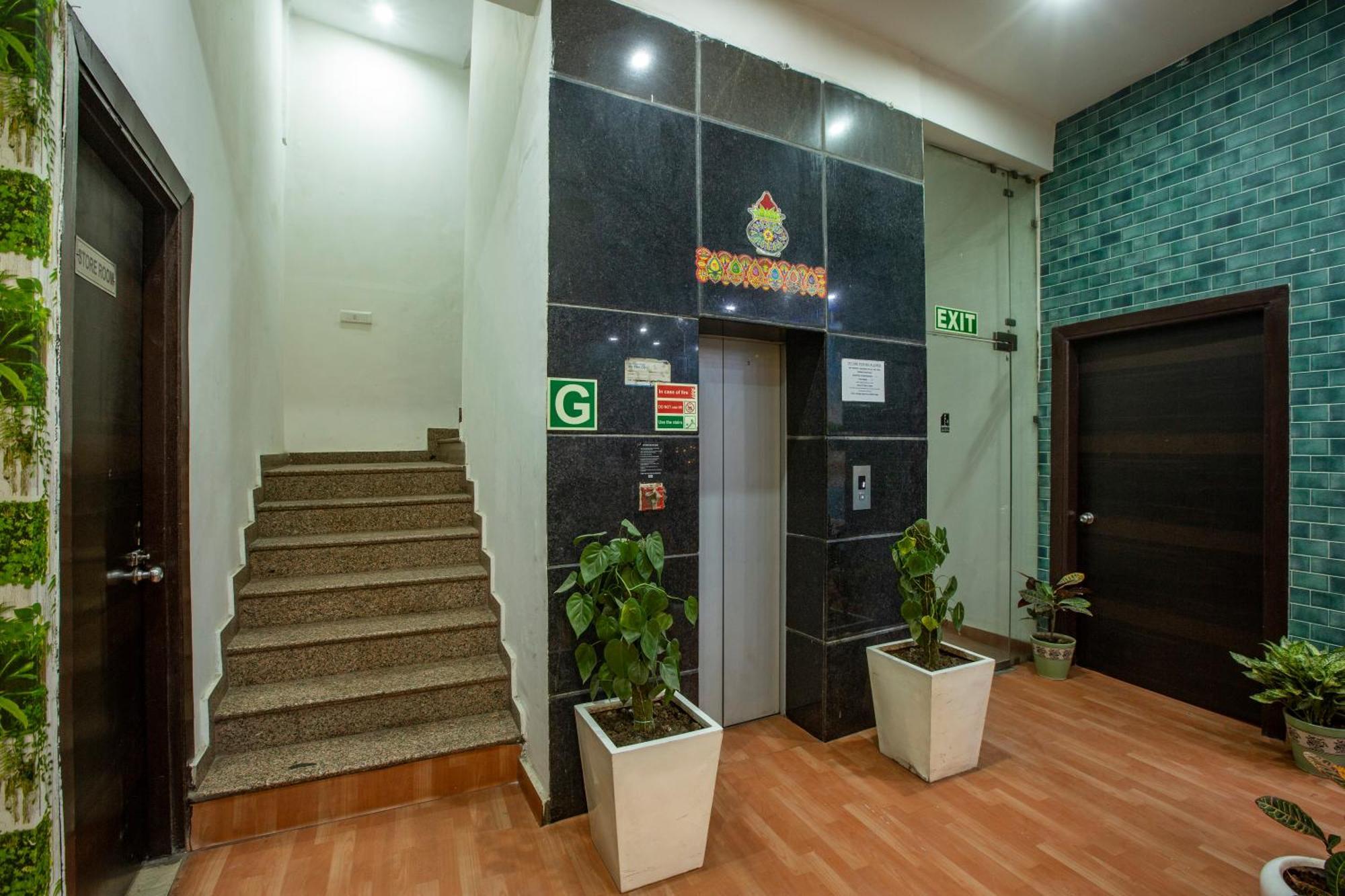 Edission View Near Delhi Airport 3* New Delhi
